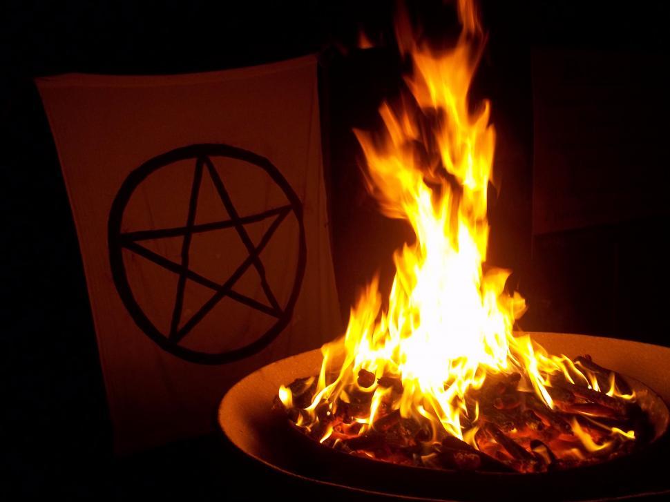 Free Image of Pagan Spring Equinox - Bonfire 