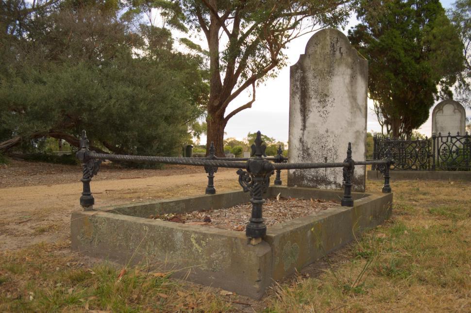 Free Image of Cemetery 