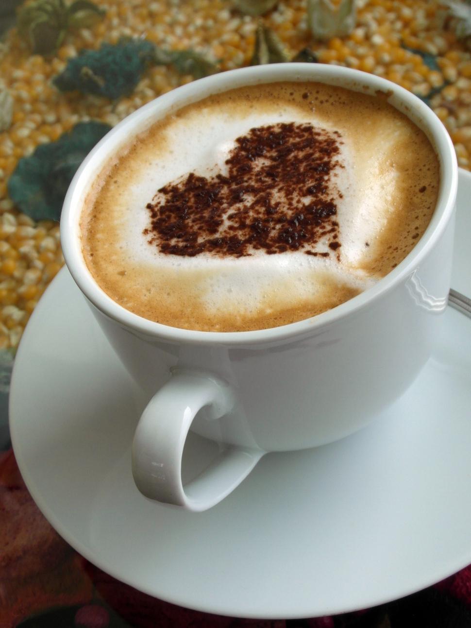 Free Image of Coffee Heart Art 