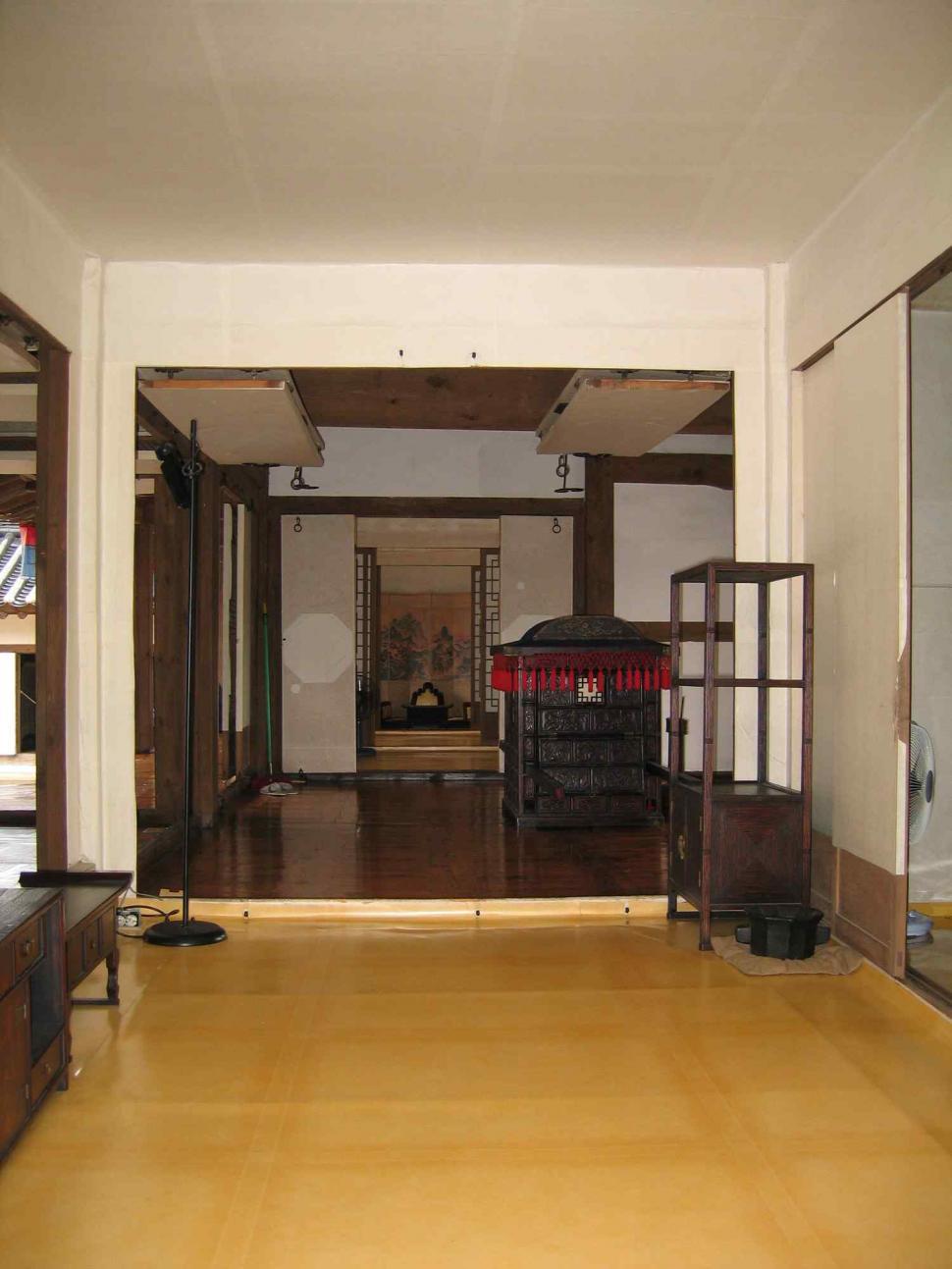 Free Image of Traditional korea house 