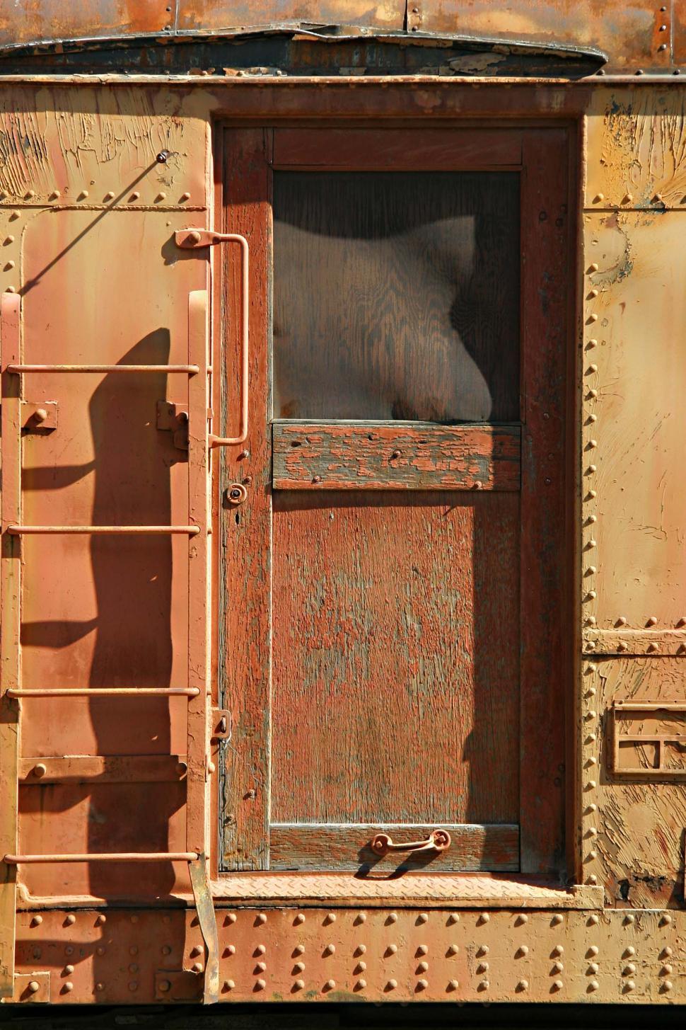 Free Image of train california rust decay rivet metal peel decommission texture ladder door peeling paint screen handle 