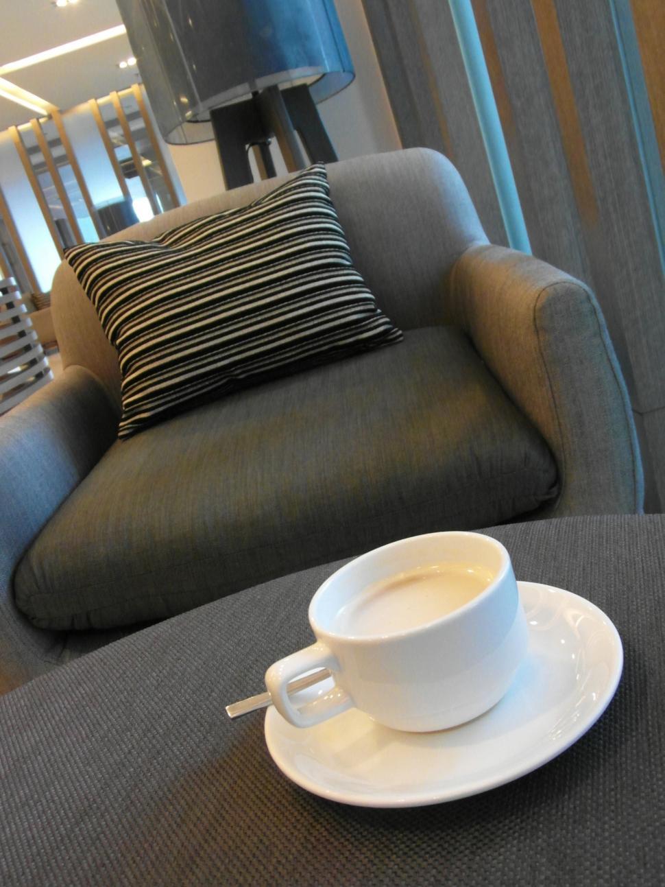 Free Image of Comfortable Coffee Lounge 