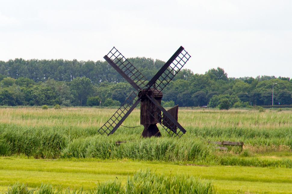 Free Image of Windmill and Green Grass 