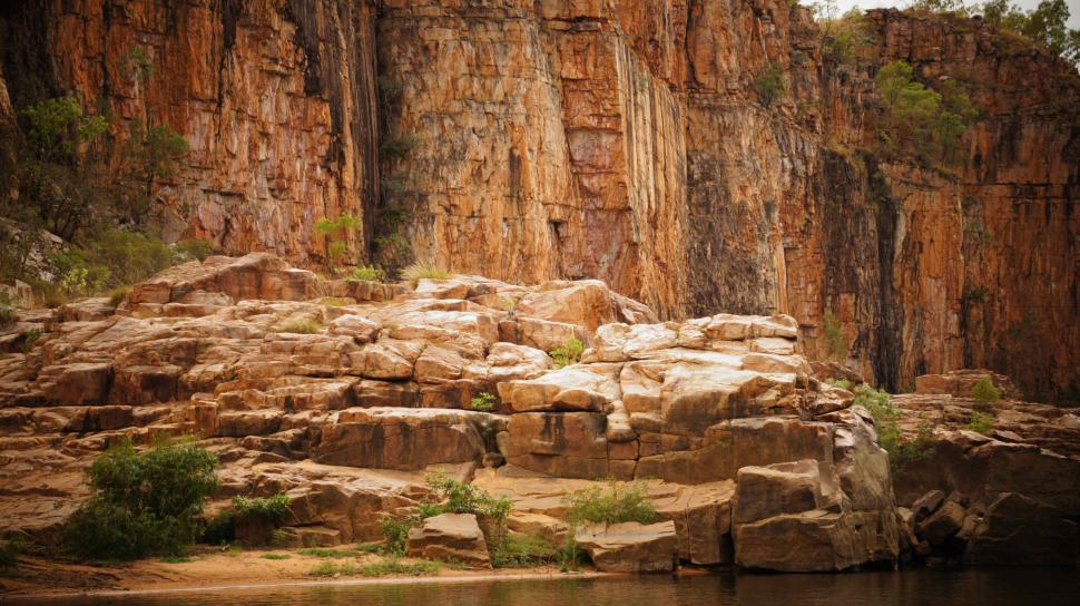 Free Image of Water Trail through Australian Canyon 