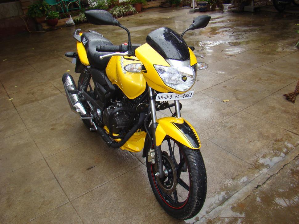 Free Image of Apache Motorbike 