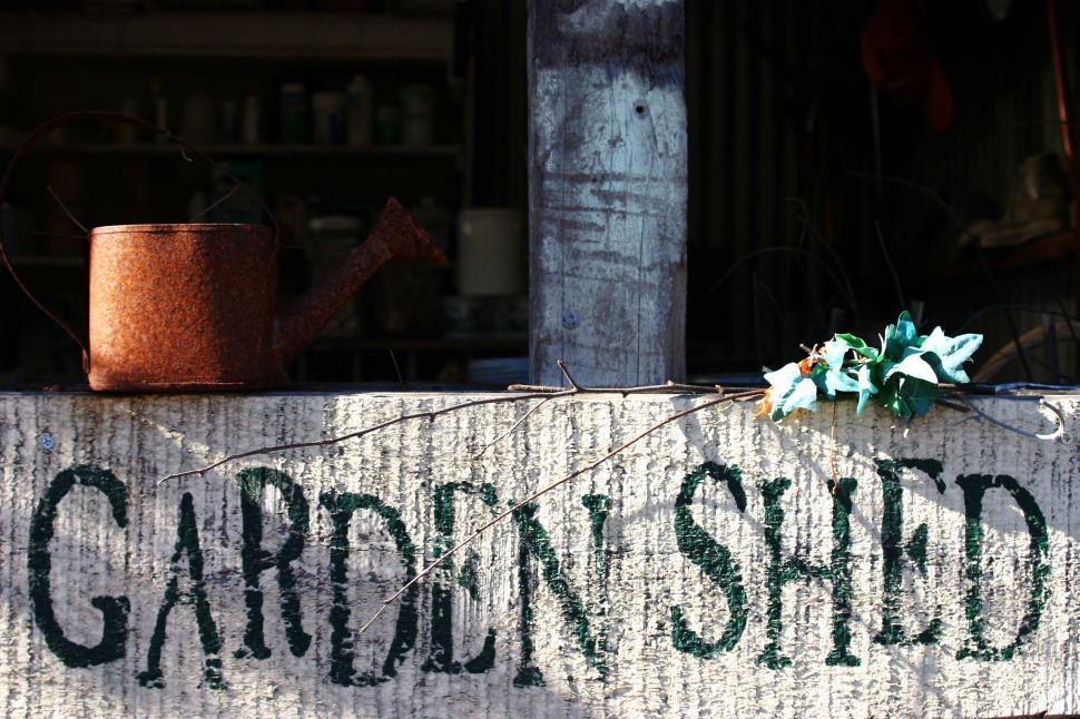 Free Image of Garden Shed sign 