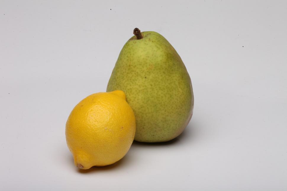 Free Image of Pear and Lemon isolated on white background. 