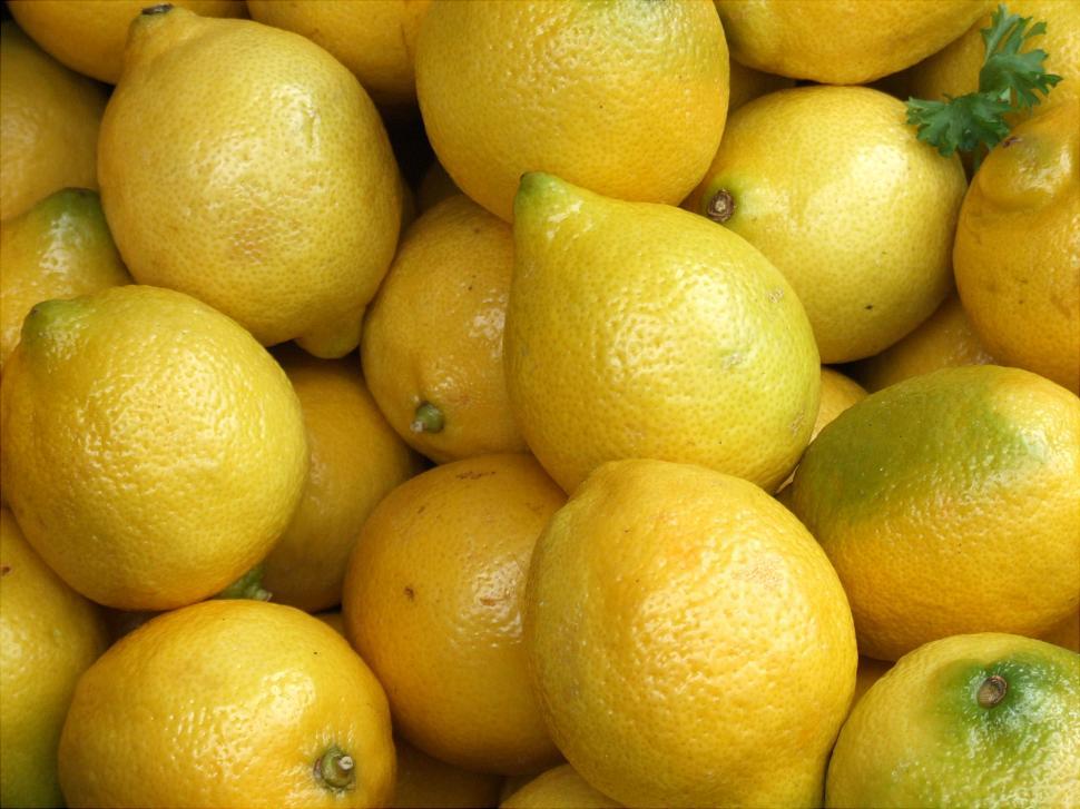 Free Image of Lemons 