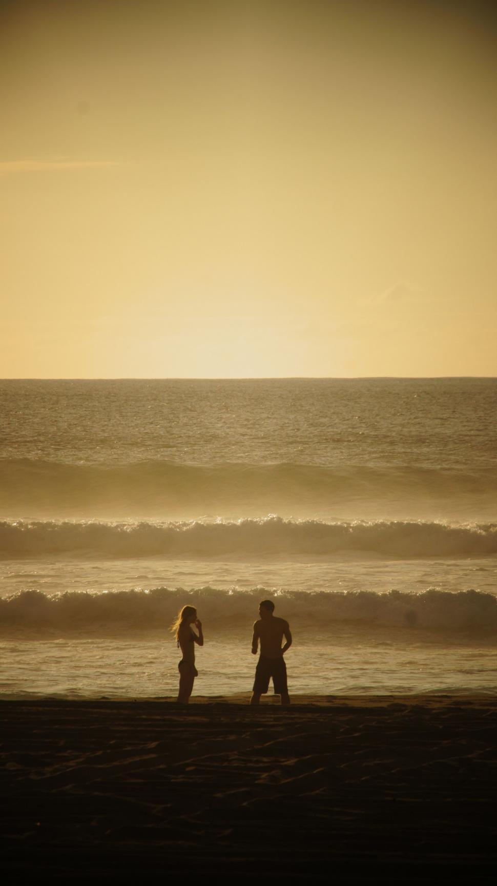 Free Image of Couple in the Sunset 