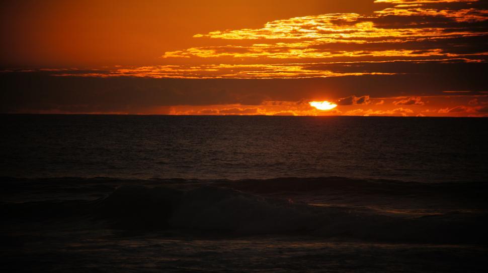 Free Image of Sunset on Kawaii, Hawaii 