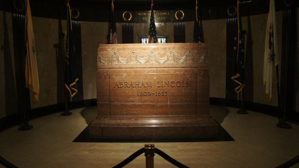 Free Image of Abraham Lincolns Grave 
