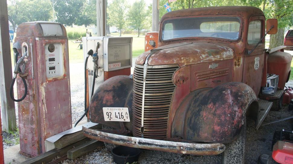 Free Image of Broken Down Classic Truck 