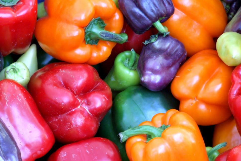 Free Image of Mixed Bell Peppers 
