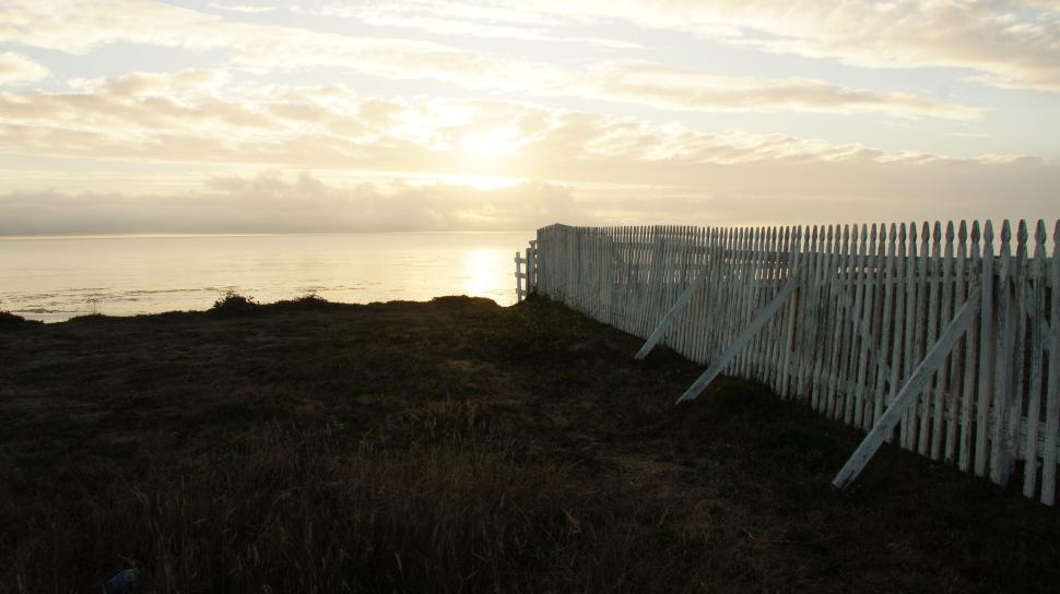 Free Image of White Picket Fence Sunset 