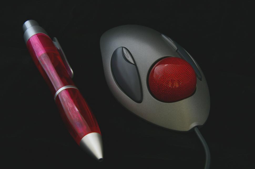 Free Image of Trackball and Pen 