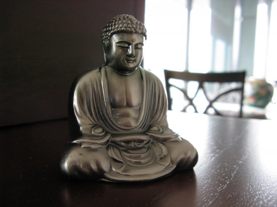 Free Image of Buddha Statue in focus 