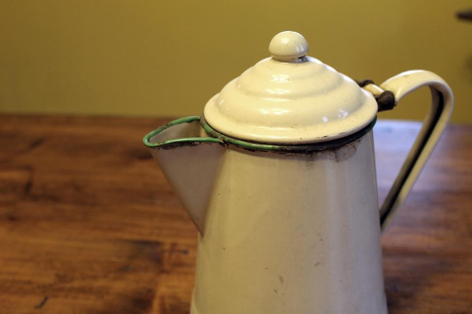 Free Image of Antique Tea Kettle 
