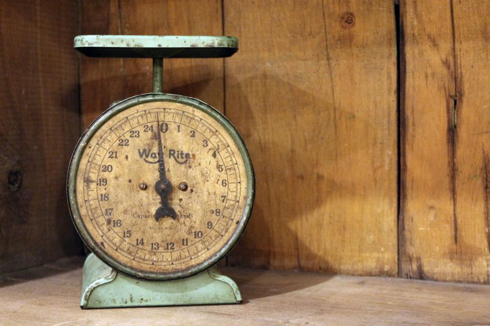 Free Image of Antique Scale 