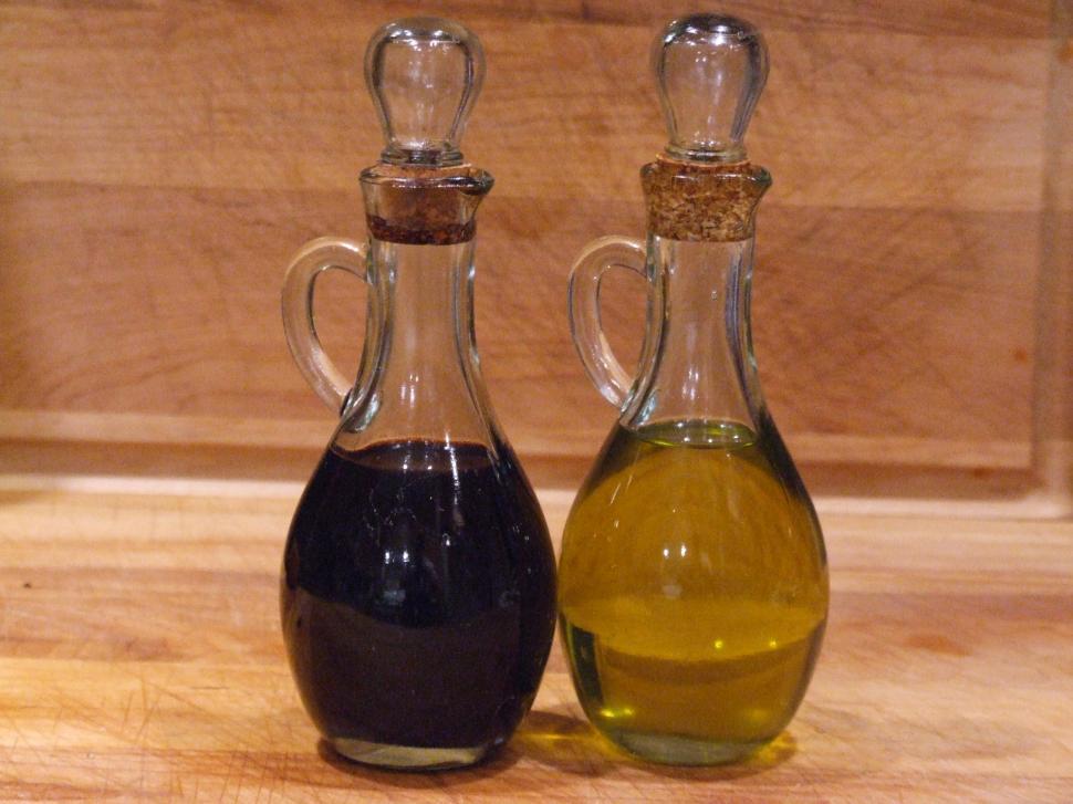 Free Image of Oil and Vinegar 