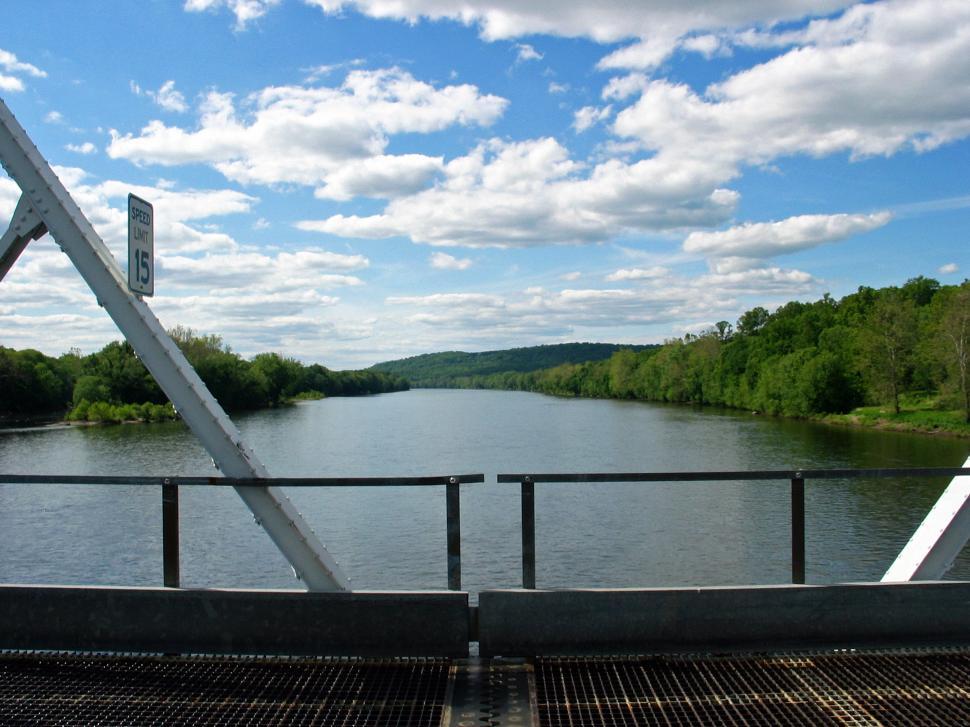 Free Image of Delaware River Looking North From Bridge 