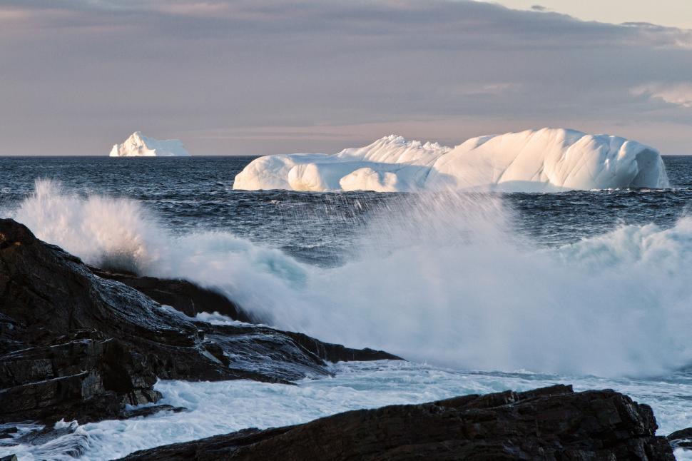 Free Image of Icebergs 