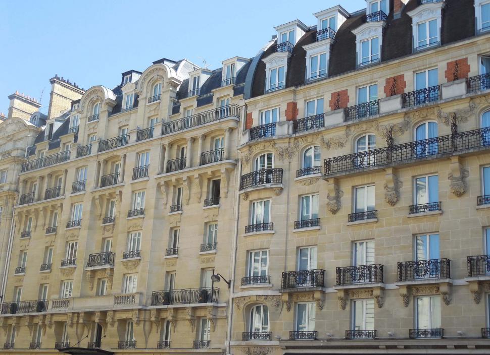 Free Image of Parisian Apartments 