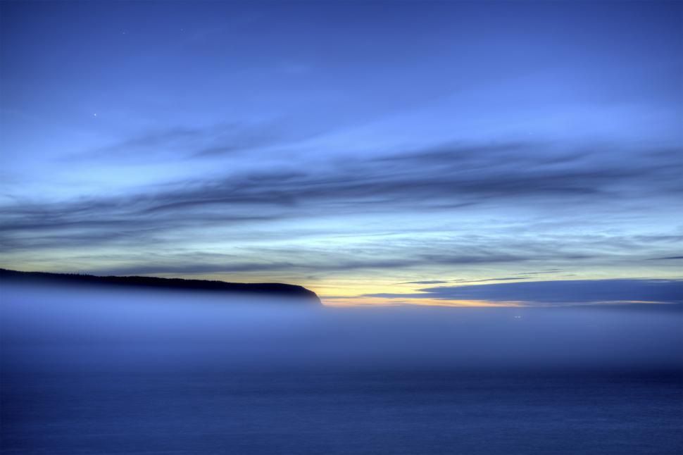 Free Image of Evening Fog 
