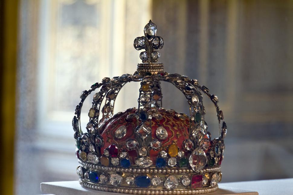 Free Image of Crown 