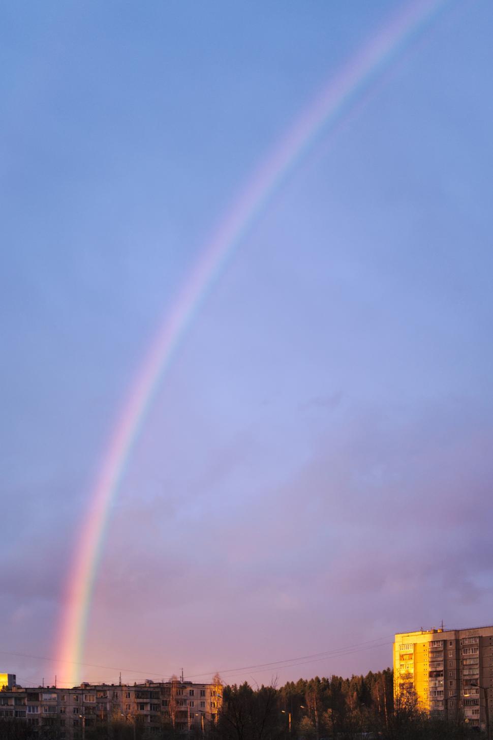 Free Image of Evening rainbow 