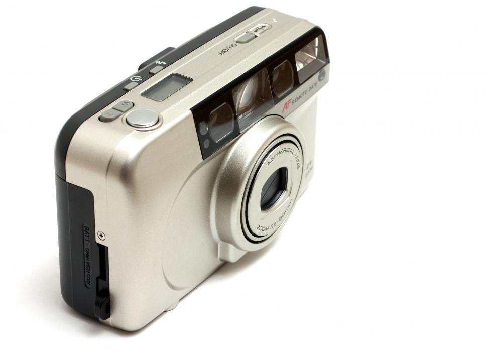 Free Image of A point and shoot camera isolated on a white background 