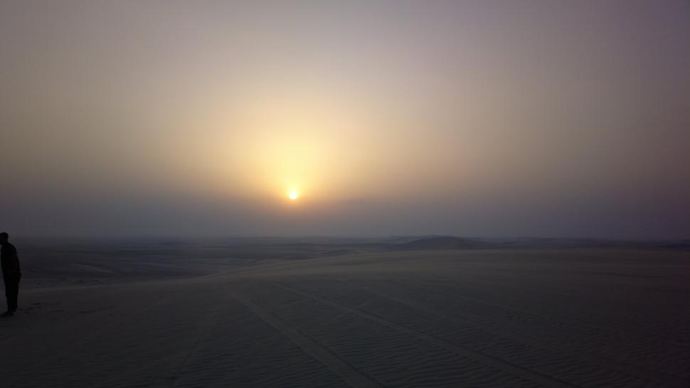 Free Image of sun set in desert 