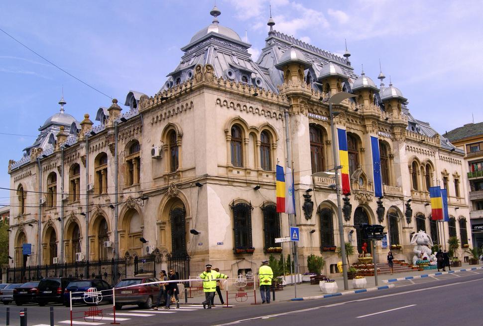 Free Image of Craiova Town Hall 