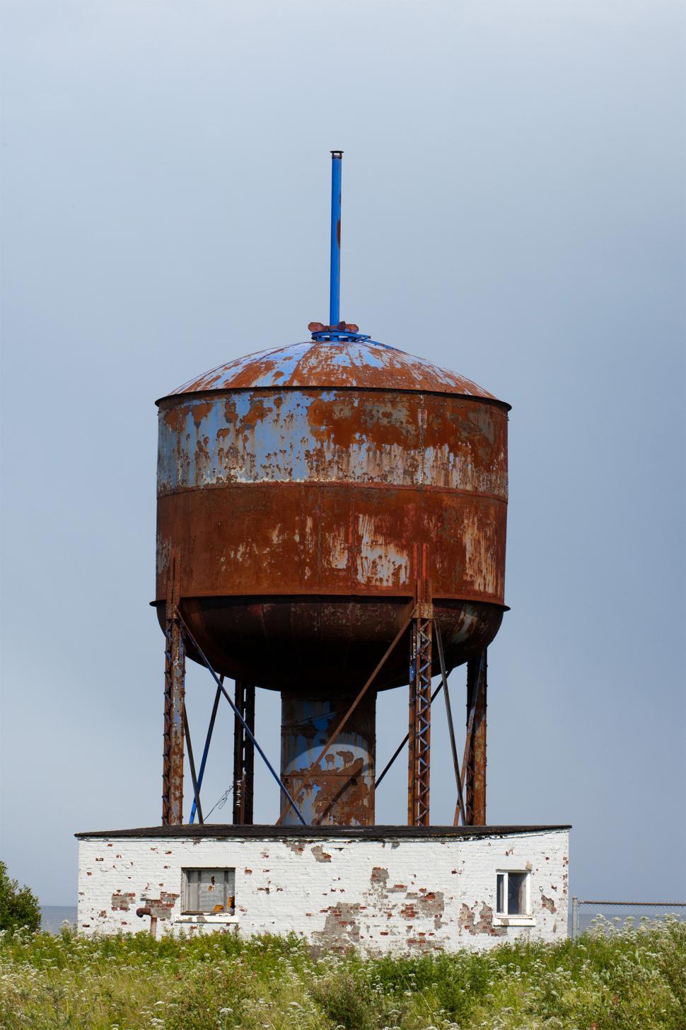 Free Image of Water tower 