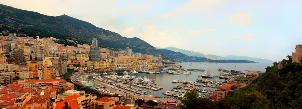 Free Image of Panoramic view of Monte Carlo in Monaco - view of luxury yacht i 