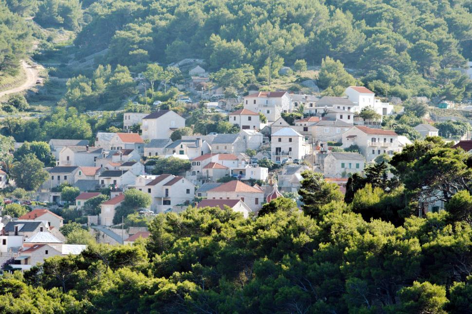 Free Image of Mediterranean town 