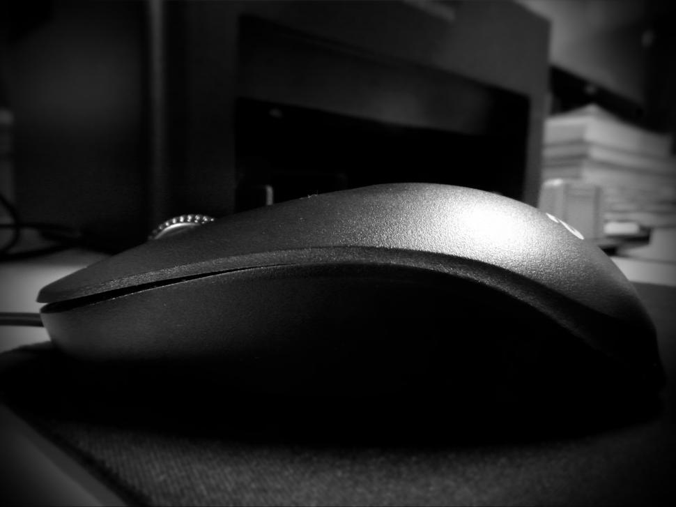 Free Image of Black Computer Mouse 