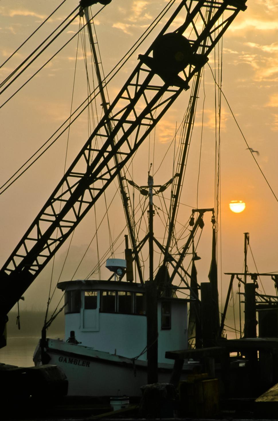 Free Image of Boat in the Harbor 