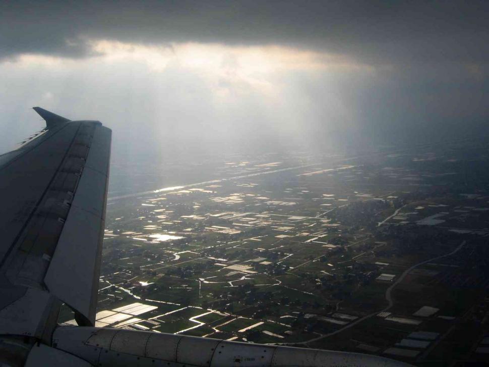 Free Image of View from a jet plane 