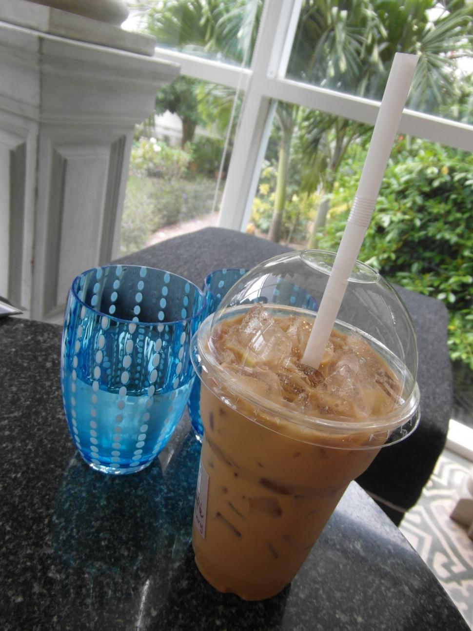 Free Image of Iced Coffee and Water 