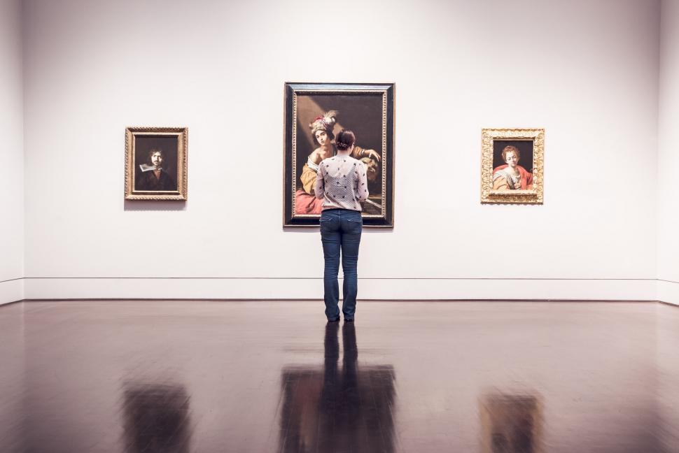 Download Free Stock Photo of Inside an art gallery 