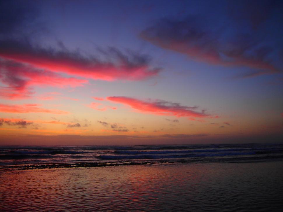 Free Image of Kauai beach and sunset 