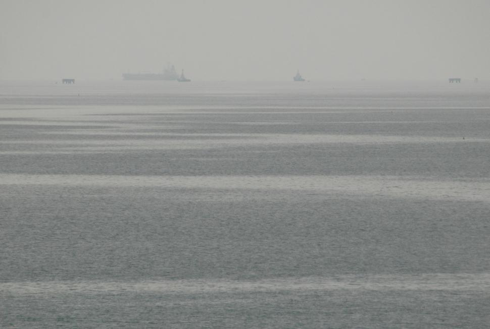 Free Image of Grey Misty Ocean 