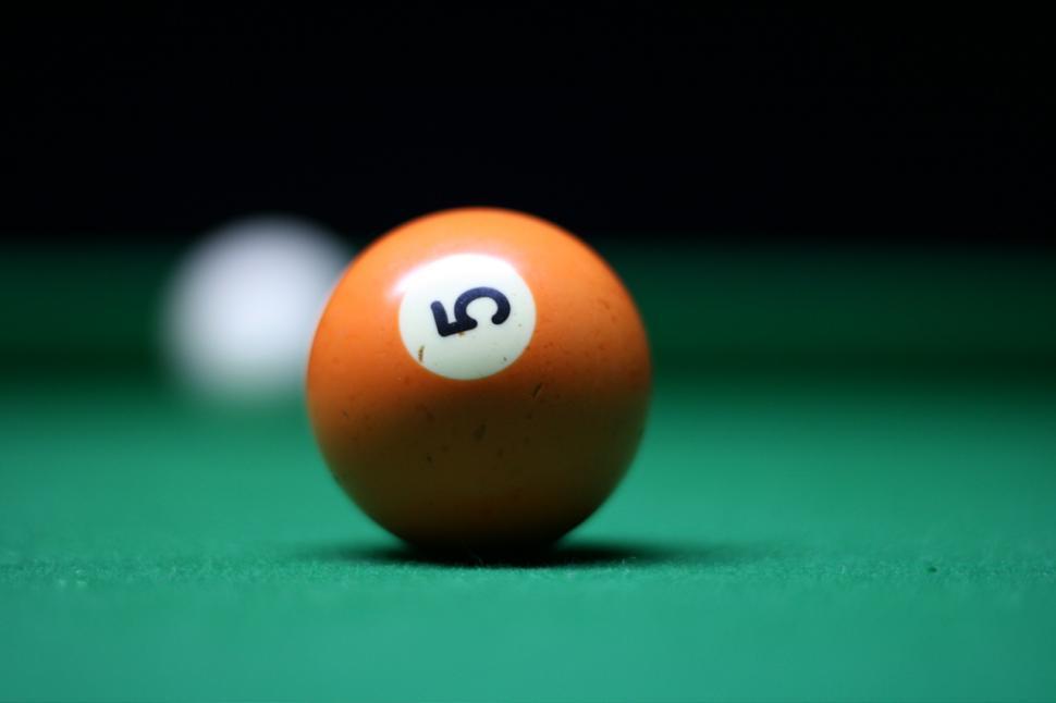 Free Image of Green Pool Table With Pool Ball 