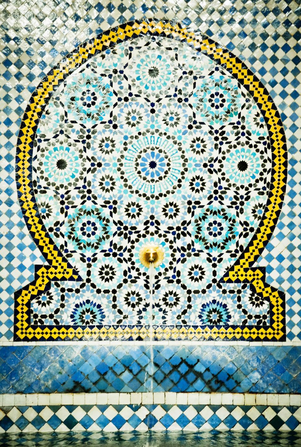 Free Image of Fountain of tiles 