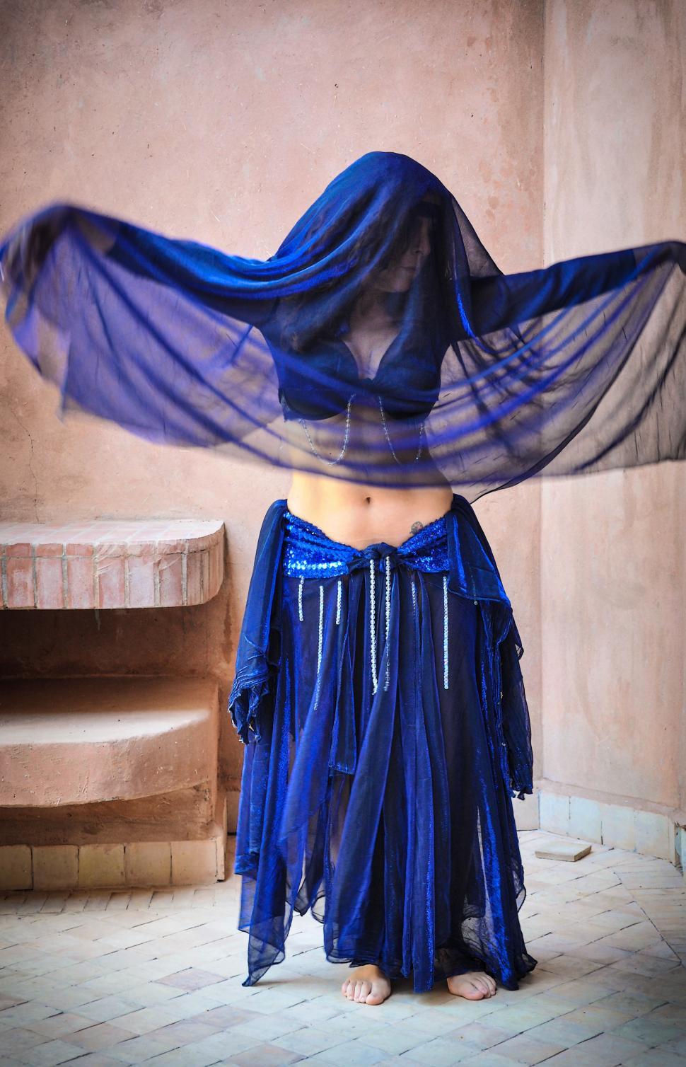 Free Image of Woman belly dancing 