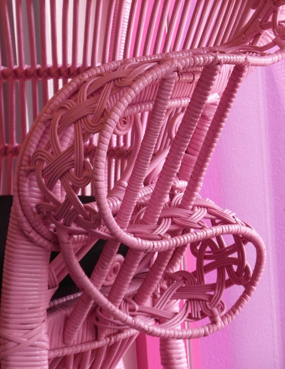 Free Image of Pink Wicker Chair 