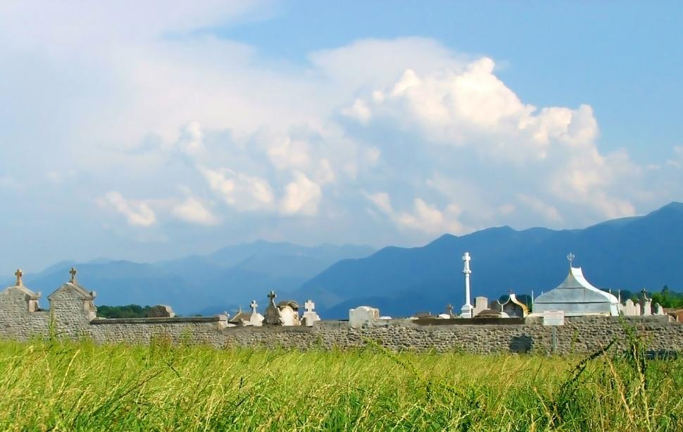 Free Image of Graveyard and mountains 