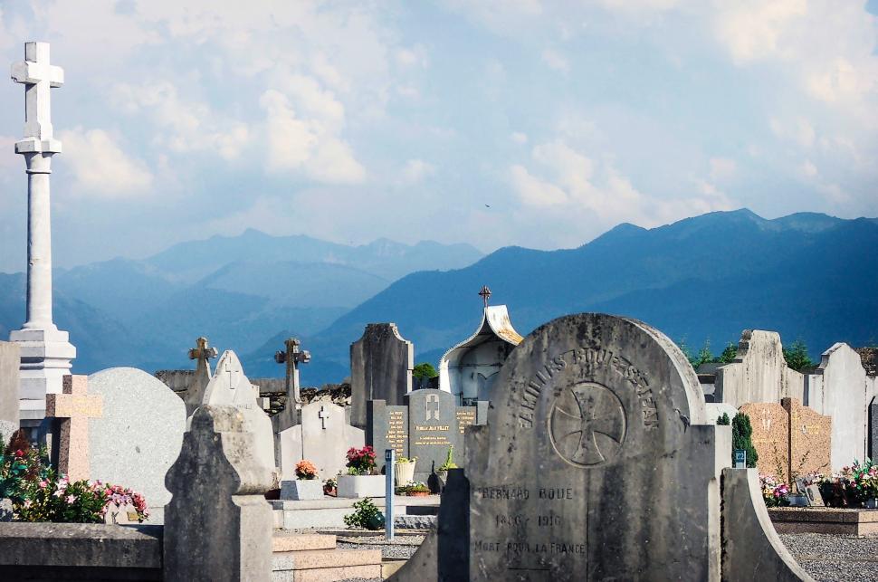 Free Image of Graveyard and mountains 