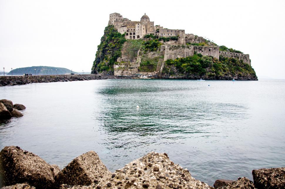 Free Image of medieval Aragonese castle, Ischia 