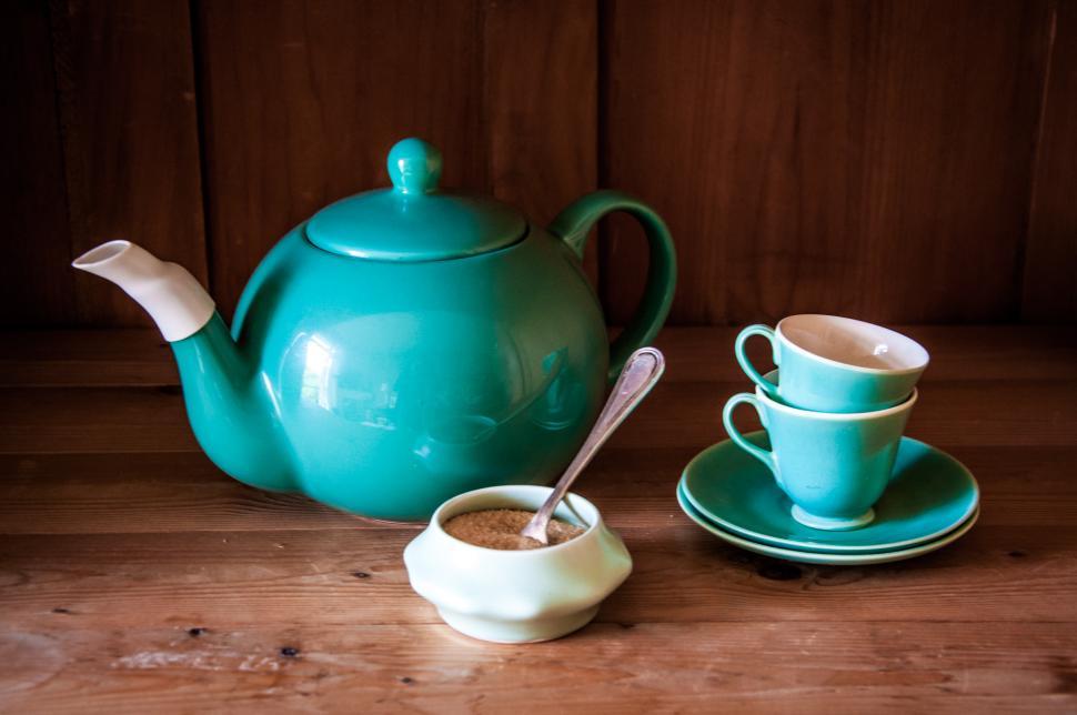 Free Image of Set turquoise cups, sugar and teapot 